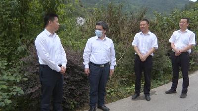 刘松林来我县检查指导防汛工作