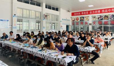 尹吉甫学校：多措并举筑牢校园安全防线
