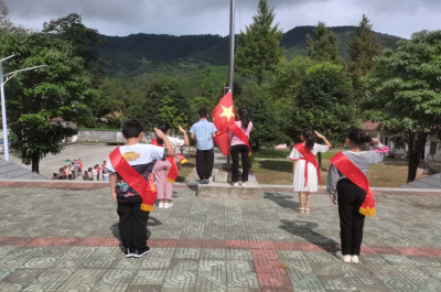 九道水田小学：舞动青春 喜迎国庆