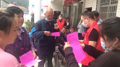 万峪河乡医保服务站：“三强化”确保“参保百分百”