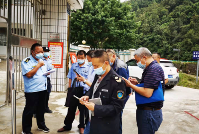 土城镇多部门联合开展校园安全专项督导检查