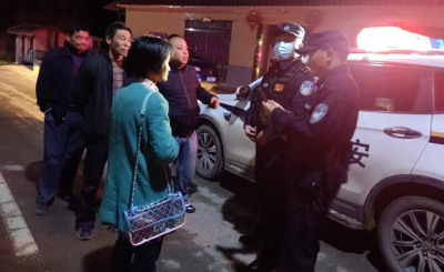 白鹤镇：警心暖民心  帮助走失群众找到家人  