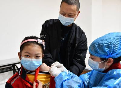 城关镇教育系统 新冠疫苗接种进校园