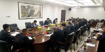 纪道清要求：强服务 解难题 抓督办 加快推进忠和酒业二期项目