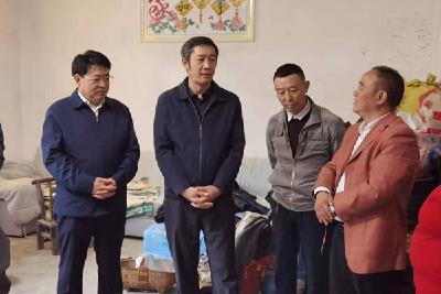 省纪委监委来房调研乡村振兴工作