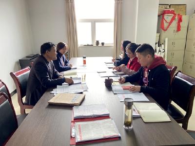 房县文联深入学习贯彻县“两会”精神