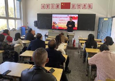 野人谷学校开展消防知识培训演练