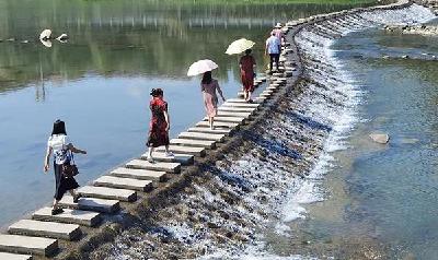 房县力争3年建设21个美丽乡村示范村 文农旅融合助推乡村振兴