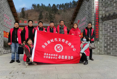 农经中心扎实开展驻村帮扶工作