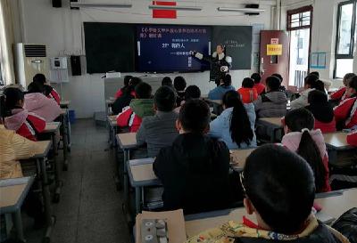 县实验小学语文课题组专题研究活动