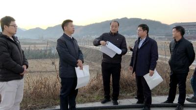 纪道清专题研究重点项目工作时强调：全力以赴抓项目 筑牢发展硬支撑