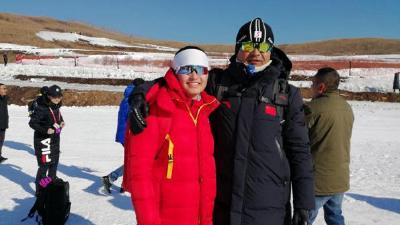 燃情冰雪 拼出未来丨维吾尔族女孩迪妮格尔 期待北京冬奥会上为国争光