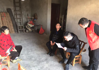 万峪河乡以“户户走到”推动“两金”征收