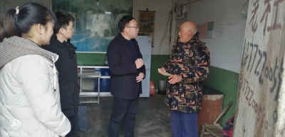 白鹤镇开展春节走访慰问困难党员活动