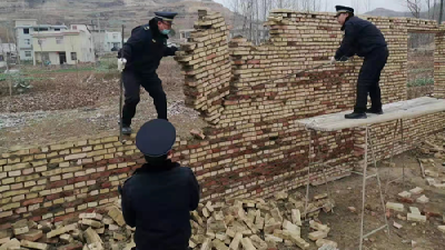 县城管执法局：全力做好春节期间控违拆违工作