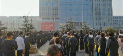 新的一年，我们一起向未来  ——房县一中全体师生重温习近平总书记2022年新年贺词