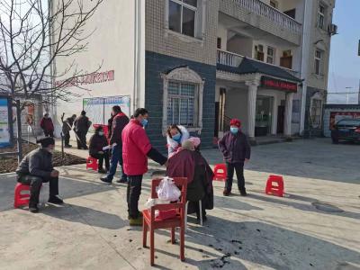 【我为群众办实事】门古寺镇狮子岩村为90余名老人义务理发