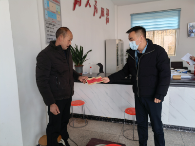 沙河乡“三到”做好春节期间党员慰问工作