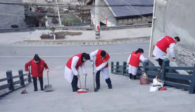 房县上龛：周五清洁日，扫出乡村好容颜