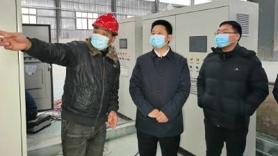 纪道清调研项目建设和企业生产时强调：奋战一季度 实现“开门红”