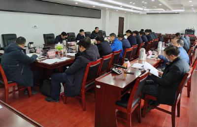 谢晓鸣要求：紧盯“经济倍增”全力冲刺完成各项经济指标