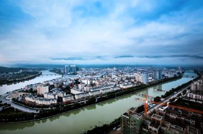 县安委会召开第二次全体会议 纪道清安排部署安全生产工作