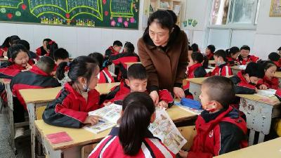 【榜样的力量】房县实验小学第二届“四有”老师事迹展播(五）《用心血育学生 为教育献忠诚——房县实验小学计成娥》