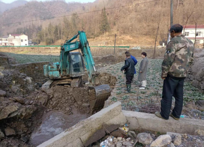 窑淮镇淮水村：干群齐心办好揪心事