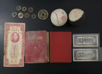 赞！房县文物收藏爱好者向博物馆无偿捐赠个人藏品及文物十五件