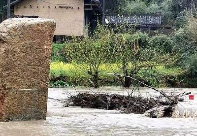 中坝乡：全力以赴做好暴雨天气应对处置