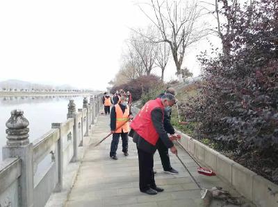 军店镇：开展清洁行动，擦亮生态“招牌”