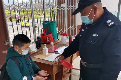 白鹤学校  “四个到位”做好常态化疫情防控工作  