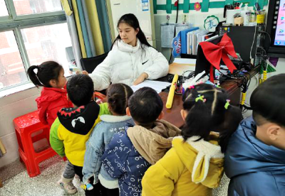 大木厂镇中心幼儿园教职员工共同打好防疫攻坚战