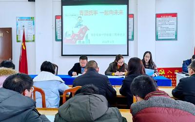 县实验中学 青蓝携手 一起向未来