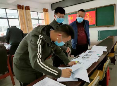 军店镇：多部门联合筑牢校园“安全门”