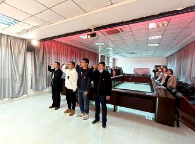 县工商联和多家企业联合开展4月份支部主题党日活动