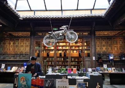 文化名家网红博主为何齐聚湖北 荆楚书香弥漫 风景这边“读”好