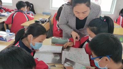 房县实验小学岗位练兵补短板练真功
