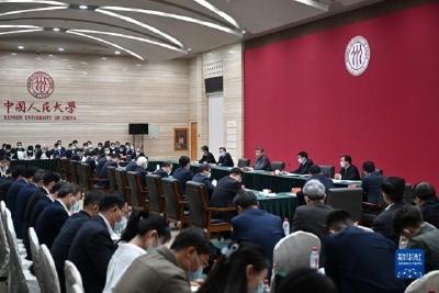 习近平勉励广大青年：在青春的赛道上跑出当代青年的最好成绩