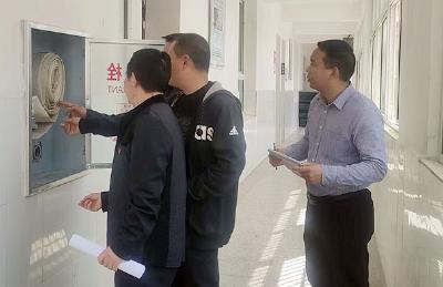 房县实验中学扎实开展校园安全百日攻坚行动