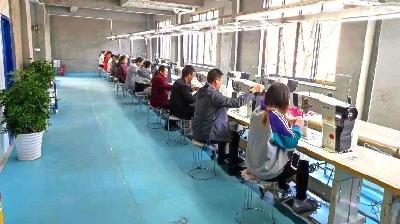 姚坪乡人社中心：用心用情服务企业发展