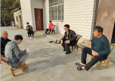 中坝乡：架起年轻干部和群众间的“连心桥”