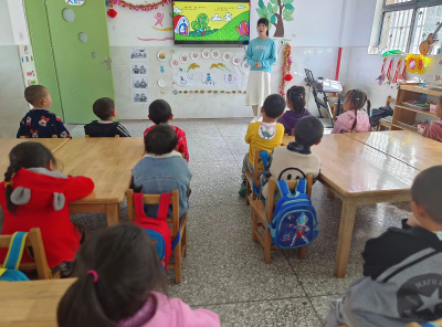 沙河乡中心幼儿园开展：“快乐阅读，快乐成长”读书日主题活动