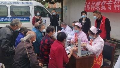 县政协组织开展“义诊下乡行 健康进万家” 活动