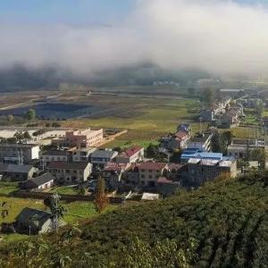 《新疆退休教师王兰生赴房县支教故事》续—— 一片丹心向青峰