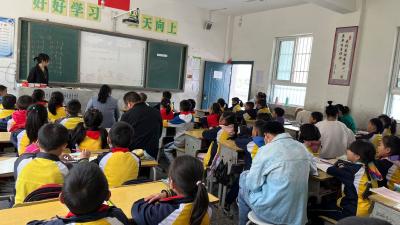 门古寺镇河兴小学：多措并举促青年教师专业成长
