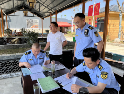 县文旅局联合县市场监管局开展安全隐患大排查