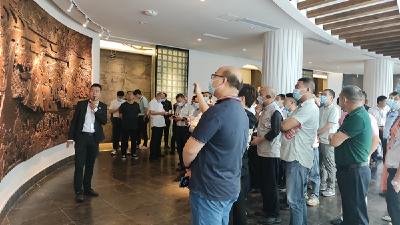 全省驻村第一书记（工作队长）示范培训班学员到房县部分乡村振兴示范村观摩学习