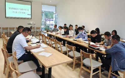 窑淮镇青年干部读书班：学信访条例 聚基层矛盾