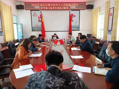 县教学研究中心：开展中考备考视导活动